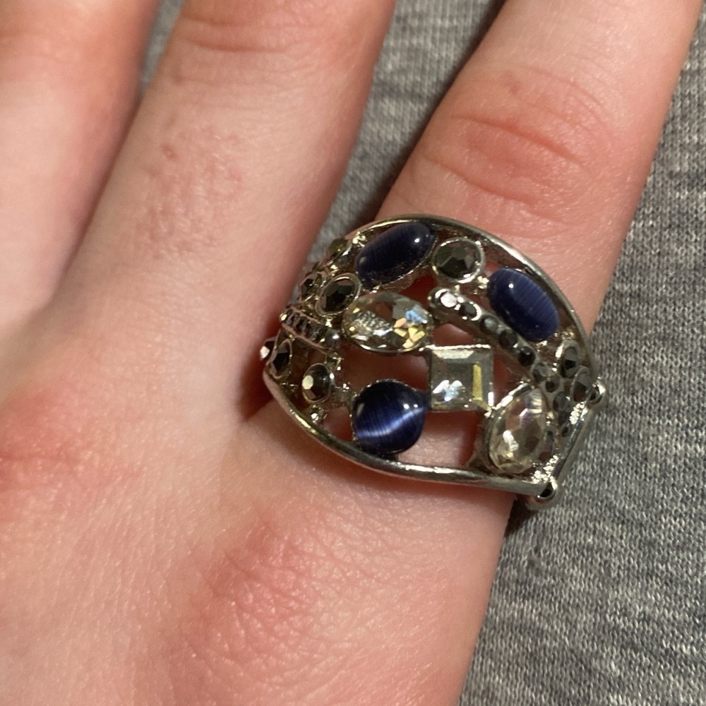 Elegant Adjustable Silver and Blue Gemstone Ring